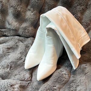 Elegant White Women's Boots
